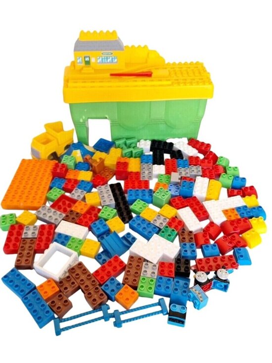 Mega Bloks Other - Mega Bloks Knapford Station Case Thomas & Friends 140 Pc Incomplete Lot